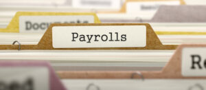 differences between outsourcing payroll and internal payroll in saudi arabia