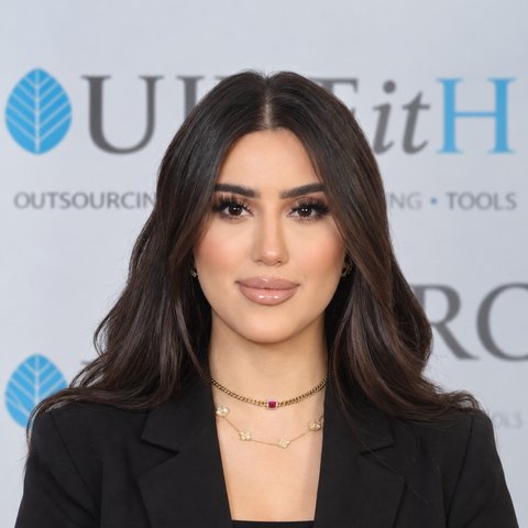Jehan-Al-Qaraleh Jehan-Al-Qaraleh