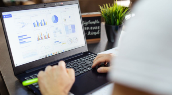 Smart Companies Use Payroll Data
